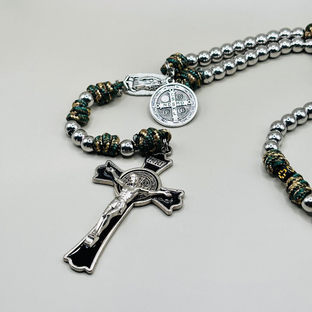 Rozenkrans “Sanctus Benedictus” – Beschermer in Strijd