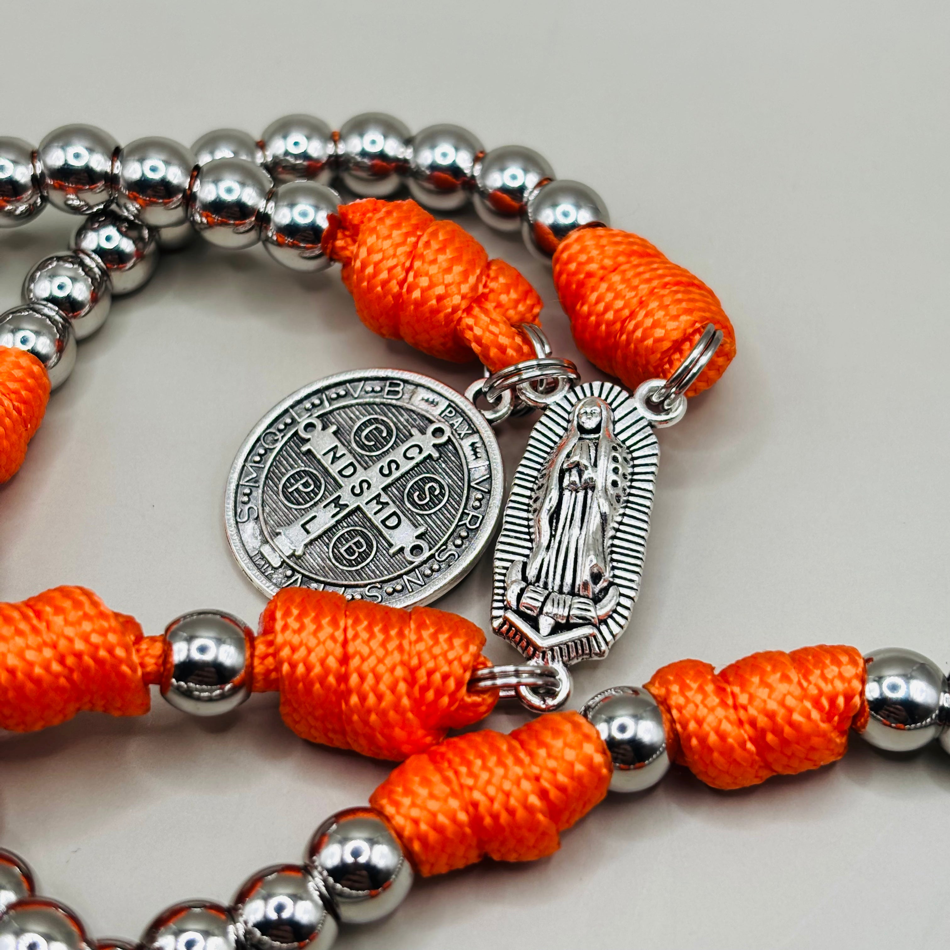 Rozenkrans “Exodus” – Vrijheid door Offer